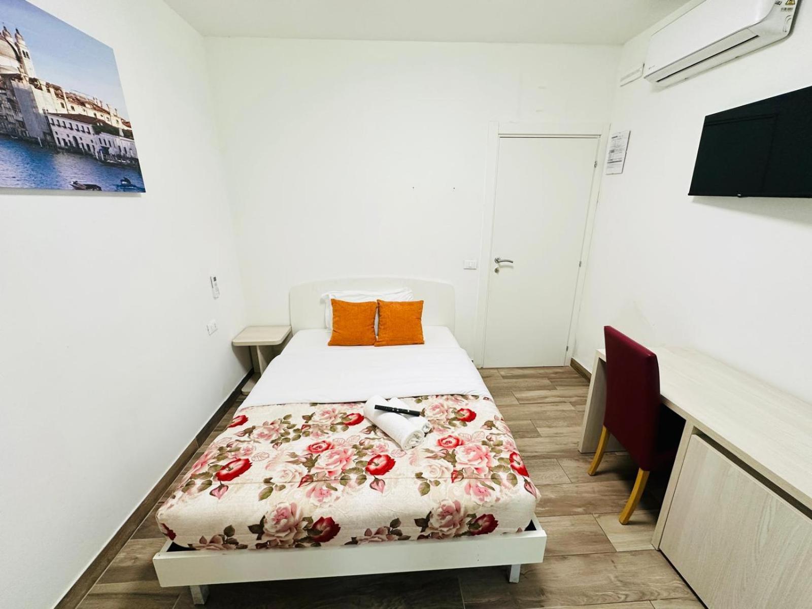 Dream Hub Hotell Mestre Exteriör bild